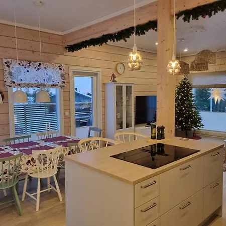 펜션 Northerncloud 로바니에미